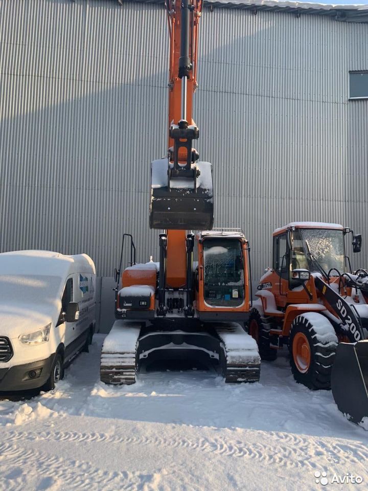 Гусеничный экскаватор Doosan DX200A