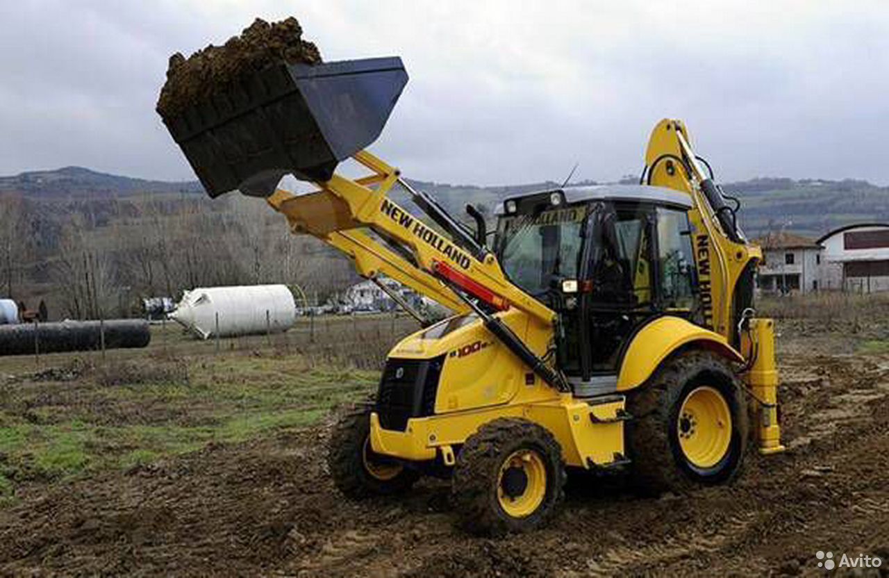 Экскаватор-погрузчик New Holland B100B