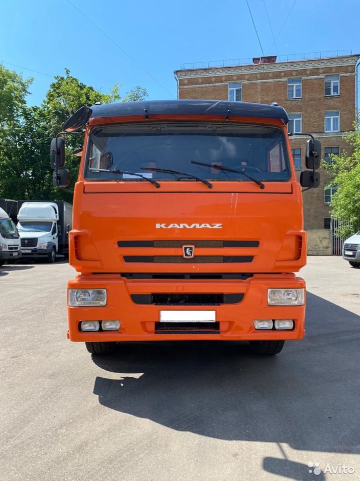 Самосвал КамАЗ 6520