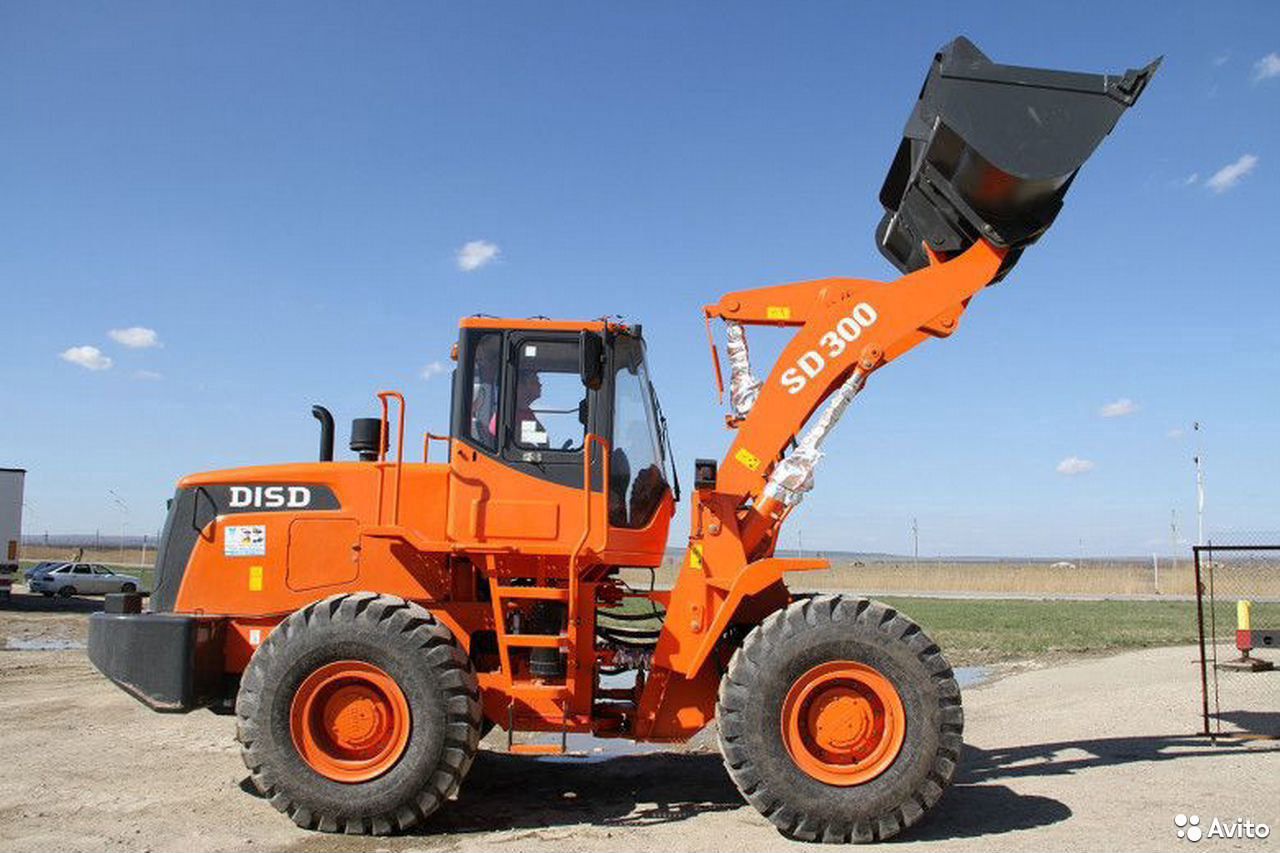 Фронтальный погрузчик Doosan SD300