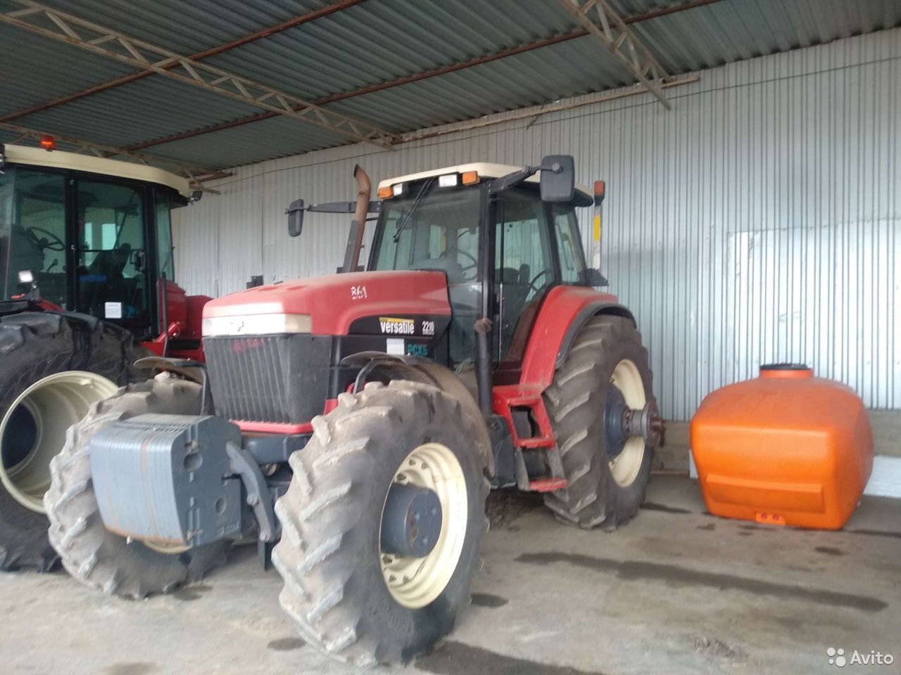 Трактор Buhler Versatile