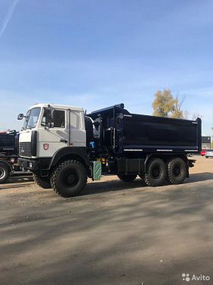 Самосвал МАЗ 6317F9