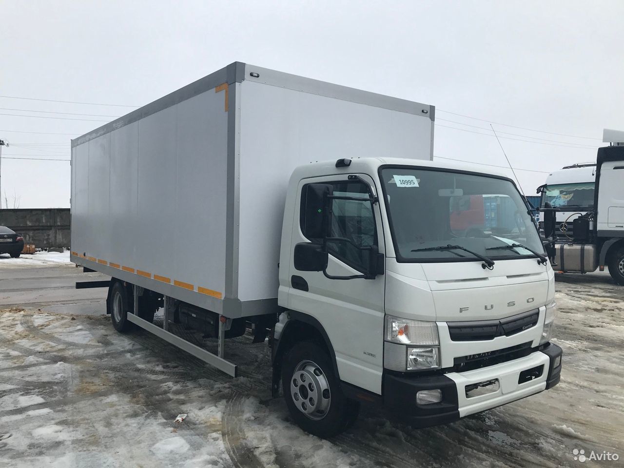 Изотермический фургон Mitsubishi Fuso Canter TF