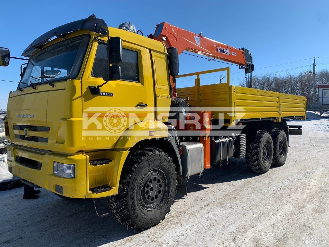 Бортовой грузовик с КМУ КамАЗ 43118 с КМУ Hangil 756