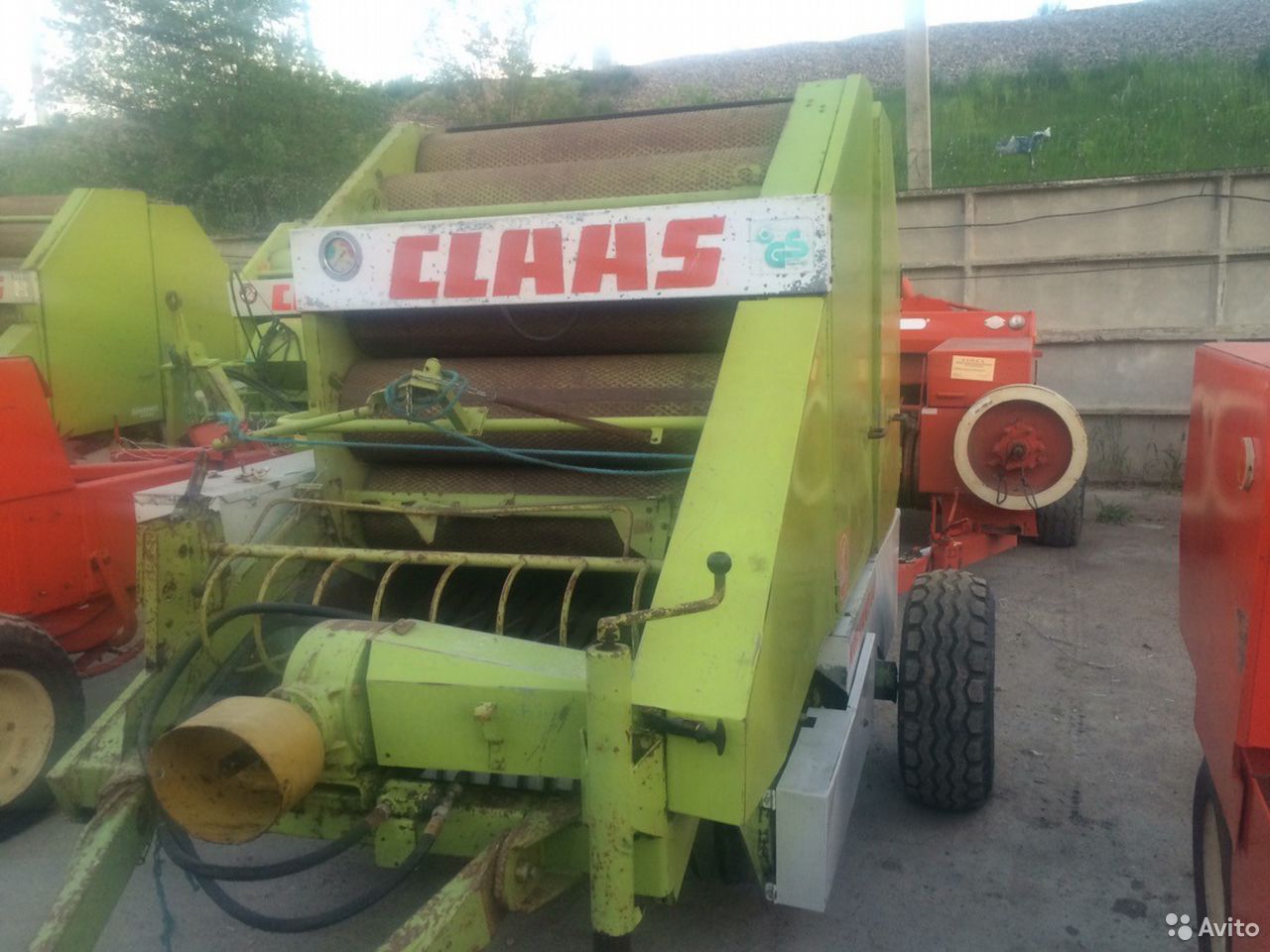 Пресс-подборщик Claas Rollant 44