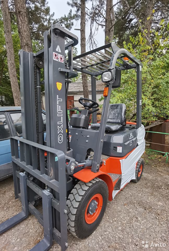 Вилочный погрузчик OxLift FD15T