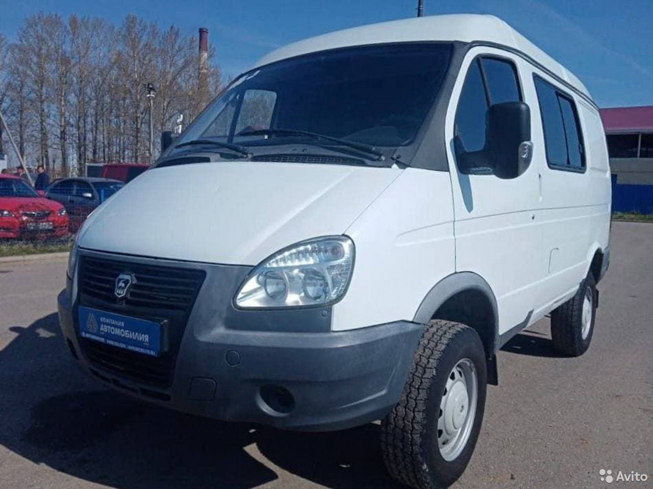 Цельнометаллический фургон ГАЗ 27527 Сoбoль