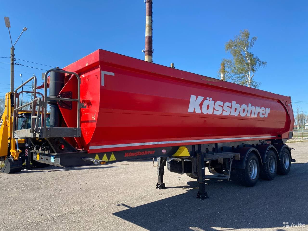 Самосвальный полуприцеп Kassbohrer DL