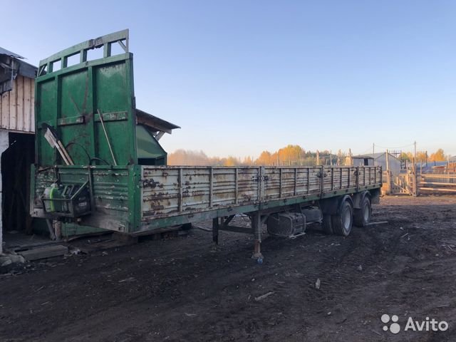 Бортовой полуприцеп МАЗ