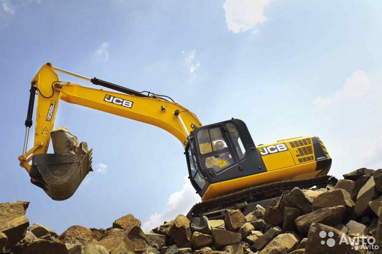 Гусеничный экскаватор JCB JS 205NLC