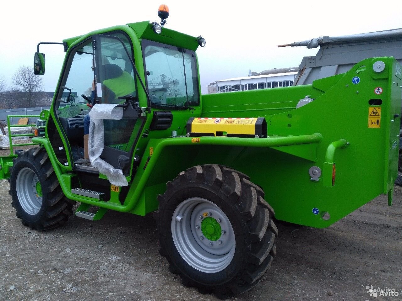 Телескопический погрузчик Merlo P 40.17EE