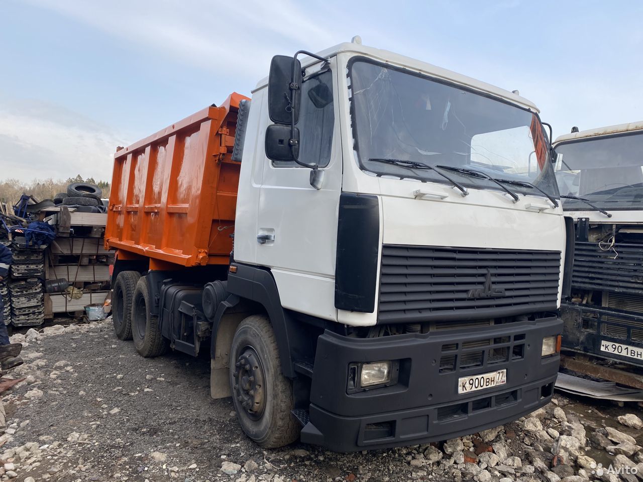 Самосвал МАЗ 6501А5-320-011