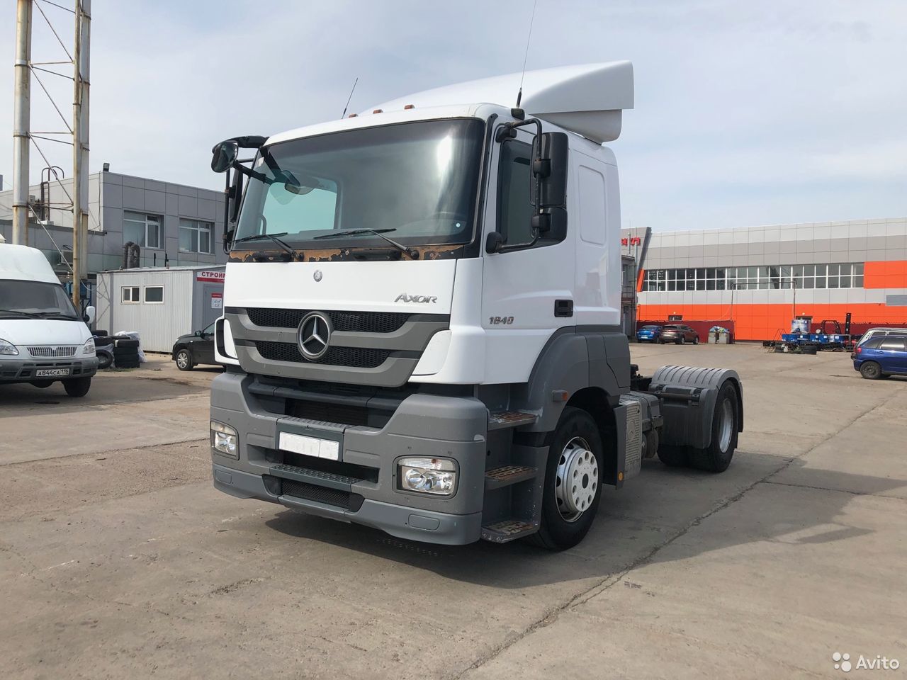 Седельный тягач Mercedes-Benz Axor 1840