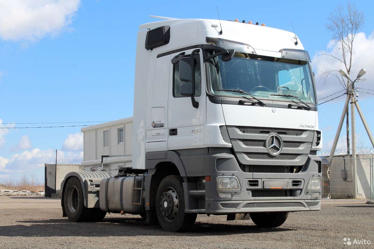 Седельный тягач Mercedes-Benz Actros 1844 LS
