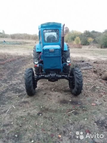 Трактор ЛТЗ Т-40