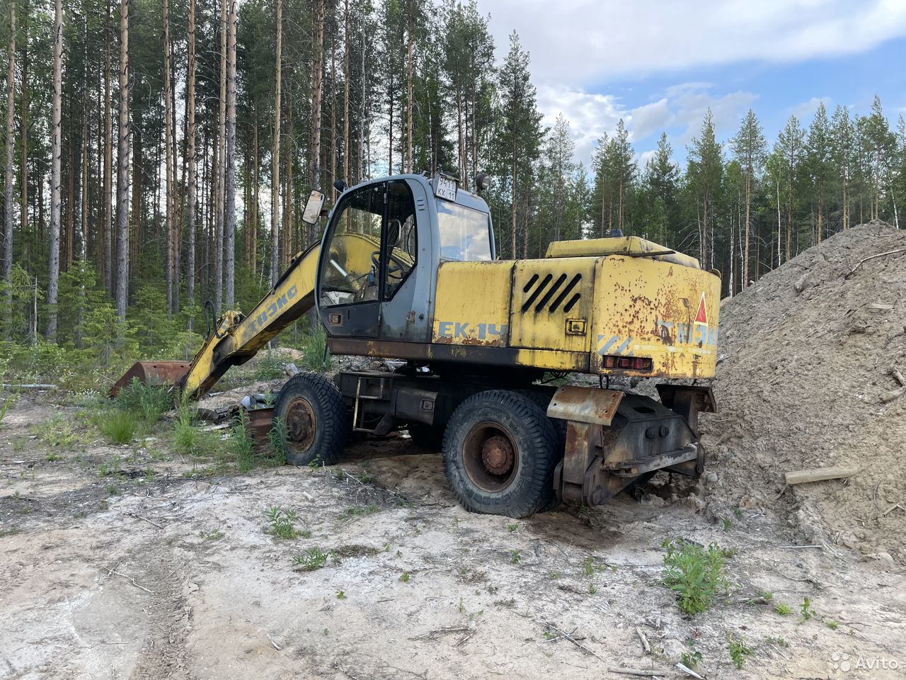 Колесный экскаватор ТВЭКС ЕК-14-20