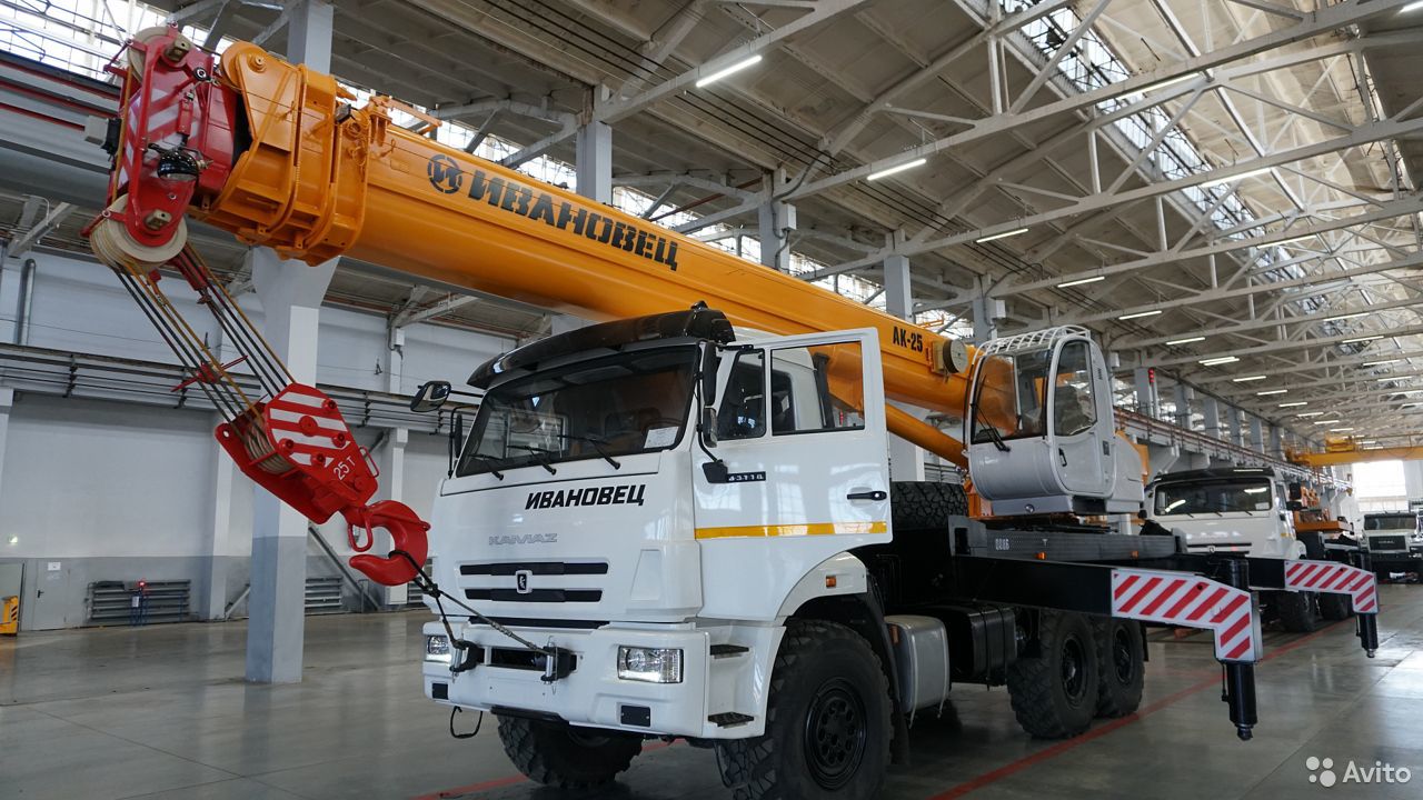 Автокран Ивановец КС-45717К-3Р