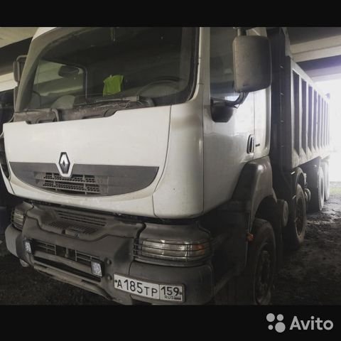 Самосвал Renault