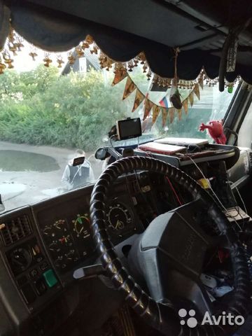 Тентованный грузовик Scania R143 BDF