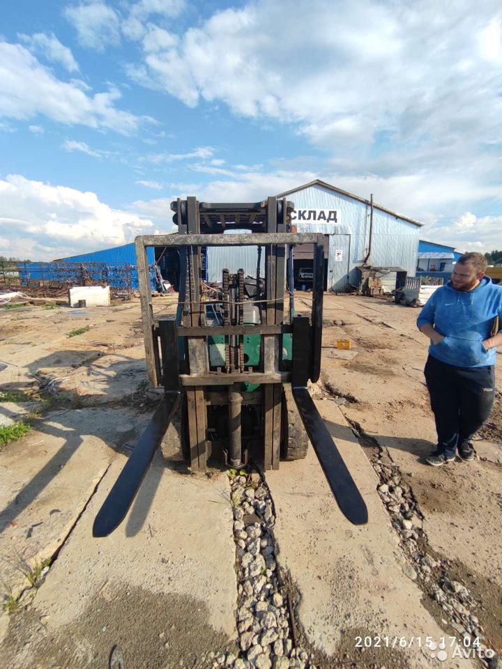Вилочный погрузчик Dalian Forklift