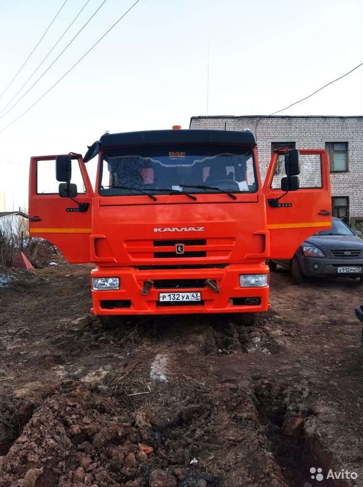Самосвал КамАЗ 6520