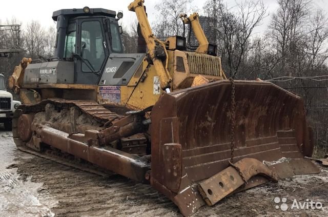 Гусеничный бульдозер Komatsu D155AX-5
