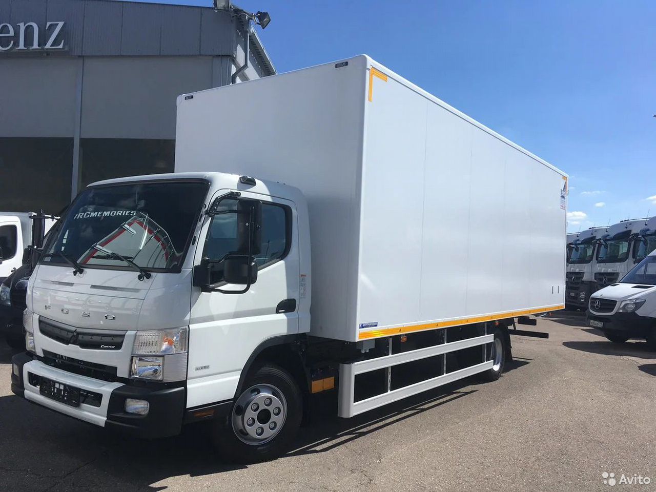 Промтоварный фургон Mitsubishi Fuso Canter TF