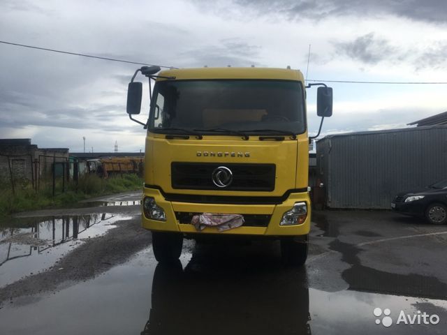 Самосвал DongFeng