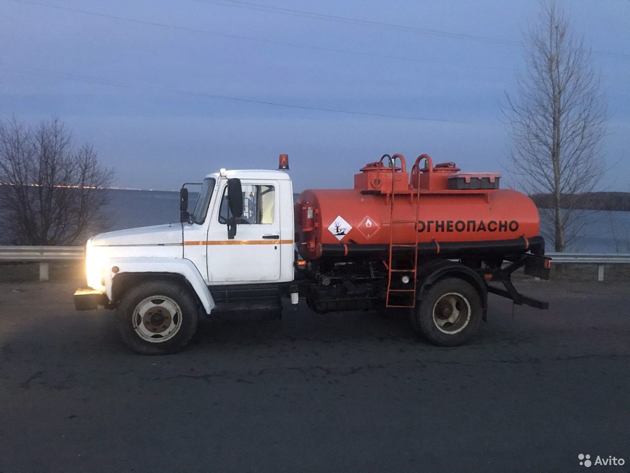 Бензовоз ГАЗ 3309