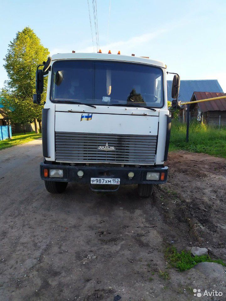 Самосвал МАЗ