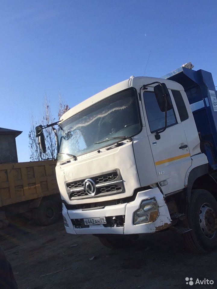 Самосвал DongFeng