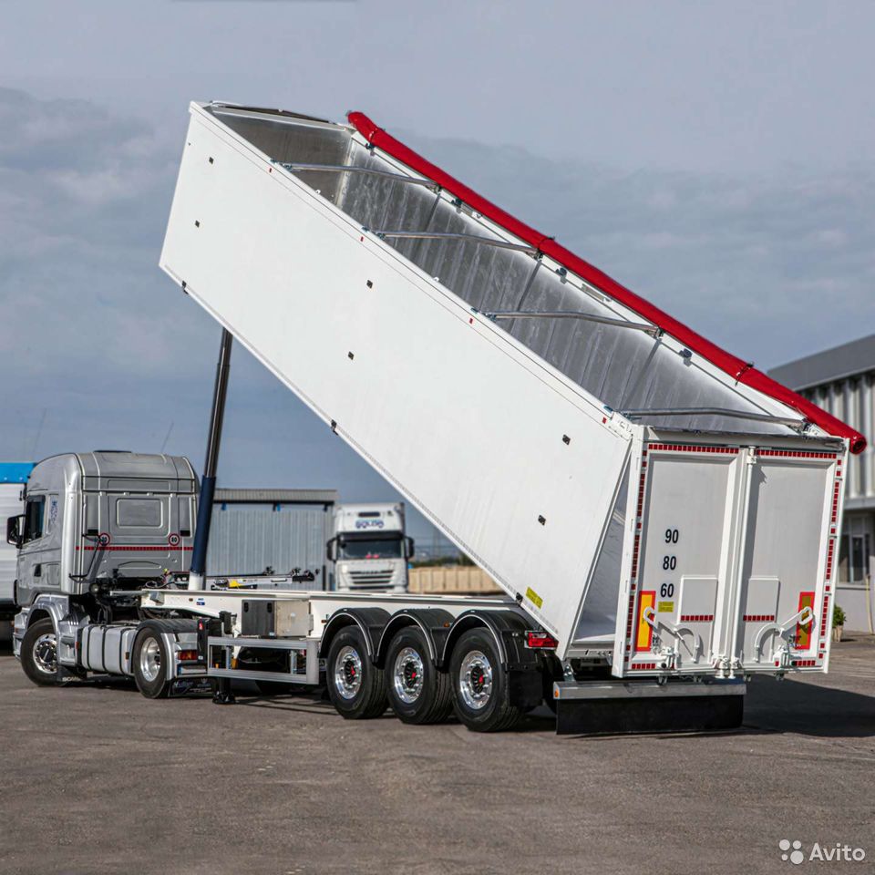 Полуприцеп зерновоз Bonum