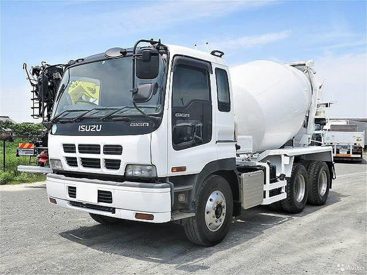 Автобетоносмеситель Isuzu Giga