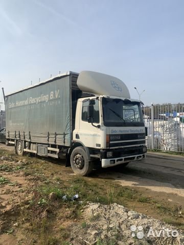 Тентованный грузовик DAF