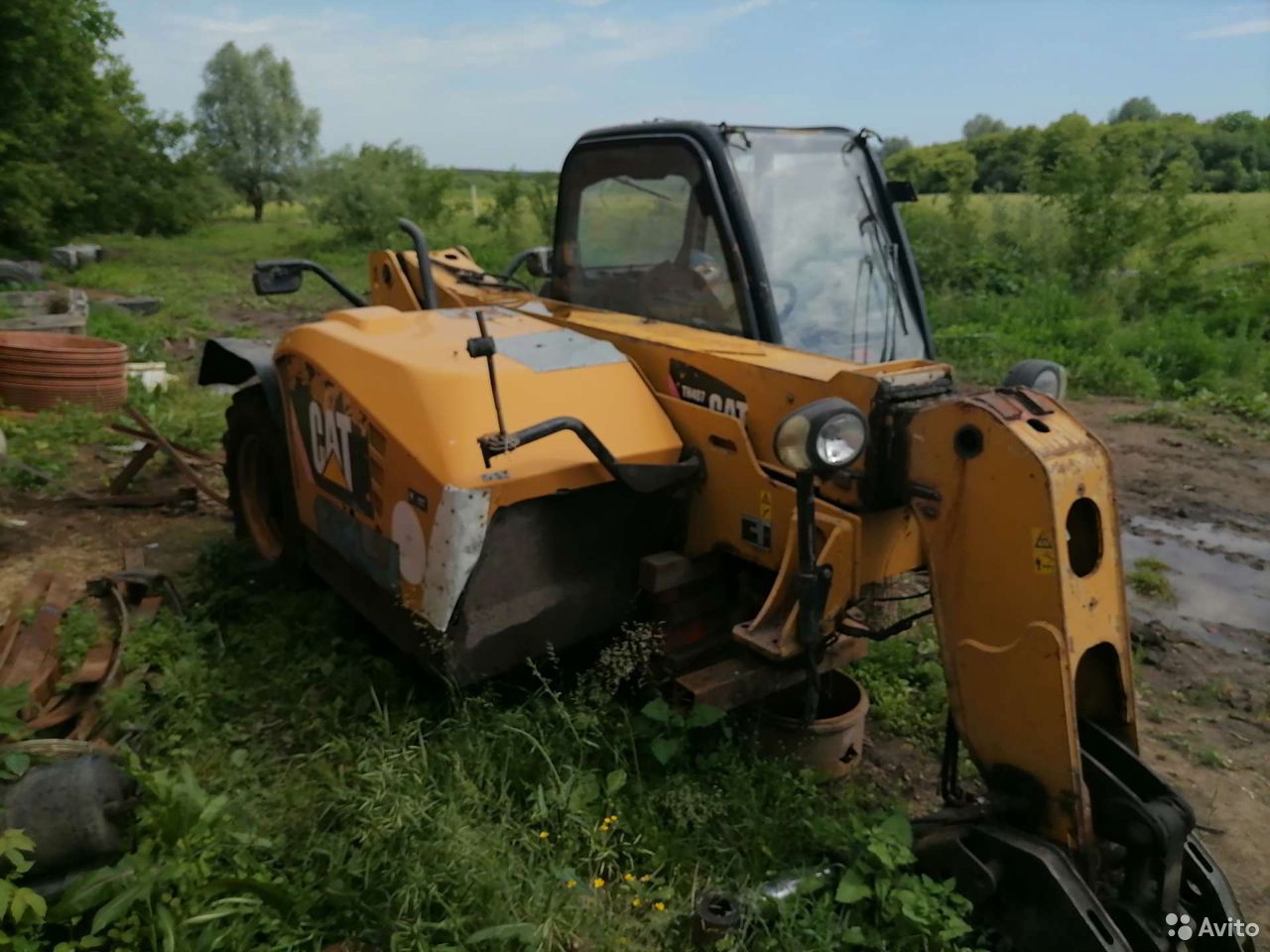 Телескопический погрузчик Caterpillar TH407