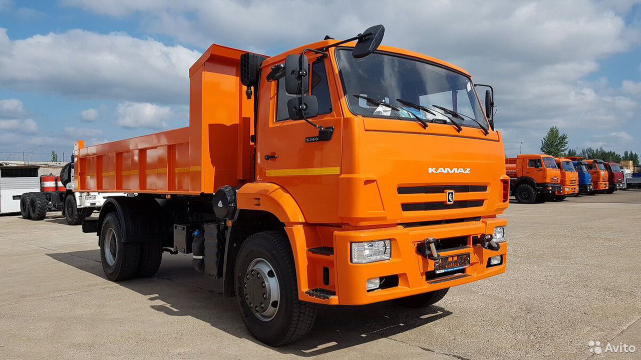 Самосвал КамАЗ 53605