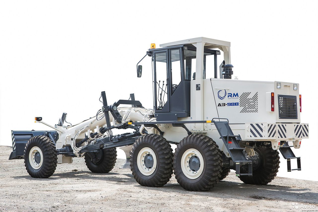 Автогрейдер UMG ДЗ-98В