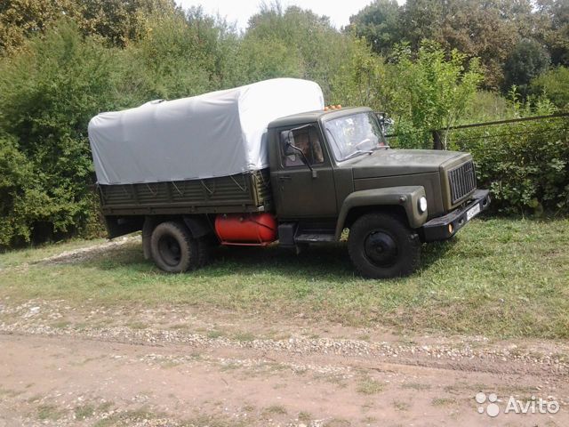 Тентованный грузовик ГАЗ