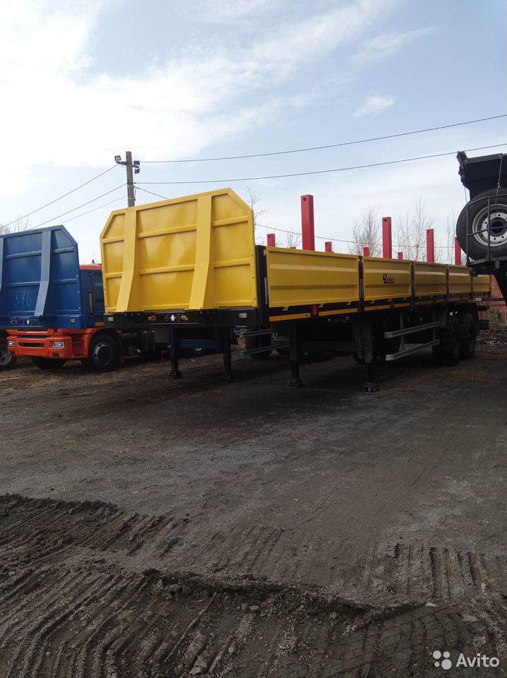 Бортовой полуприцеп ЧМЗАП 9906-038