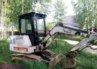 Мини-экскаватор Bobcat X225