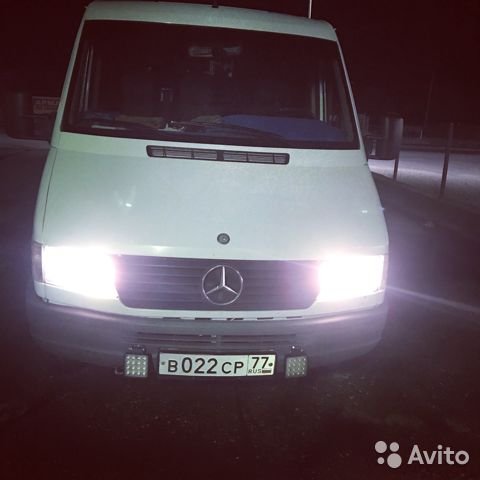 Микроавтобус Mercedes-Benz Sprinter 212D
