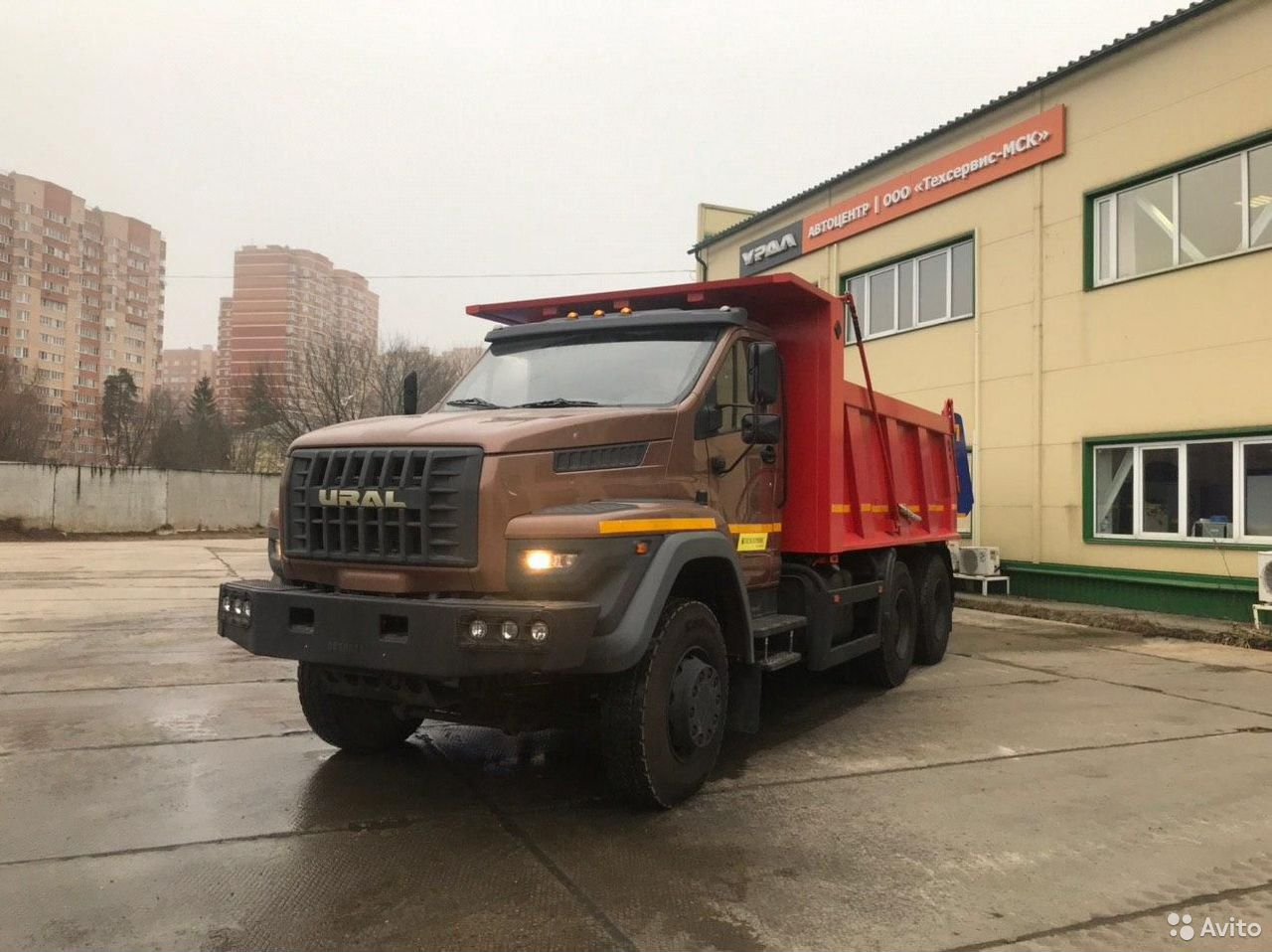 Самосвал УРАЛ Next