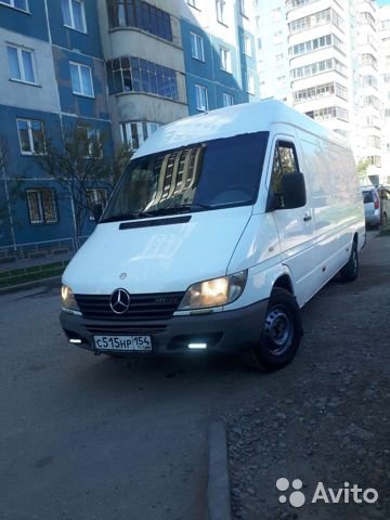 Цельнометаллический фургон Mercedes-Benz Sprinter