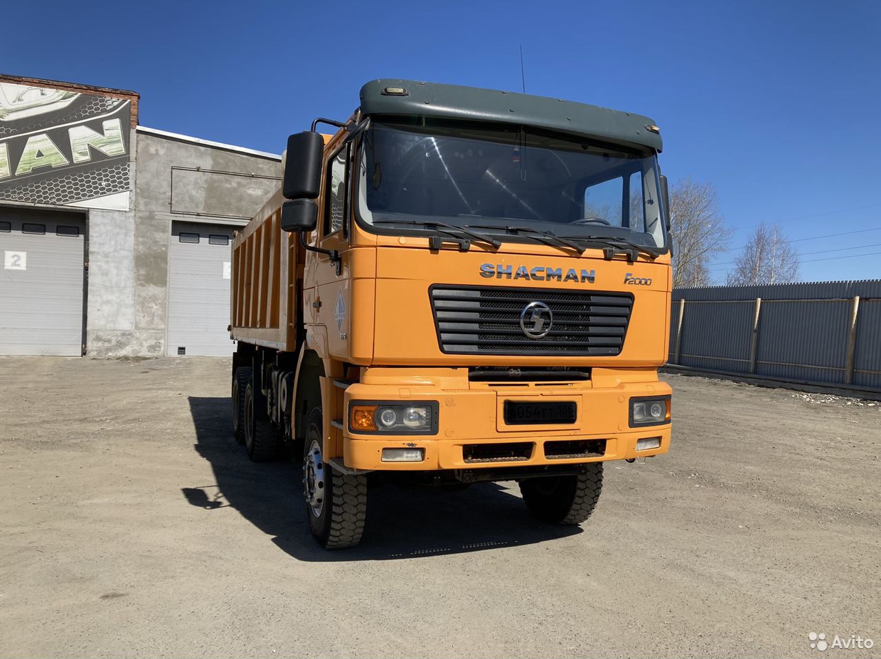 Самосвал SHACMAN (Shaanxi) SX3258