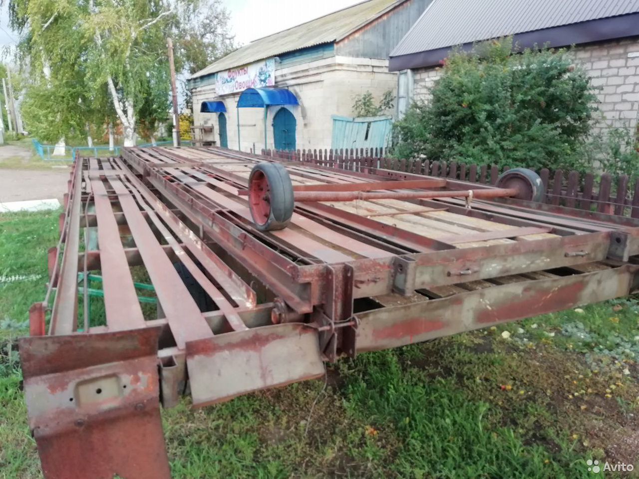 Прицеп пчеловоз