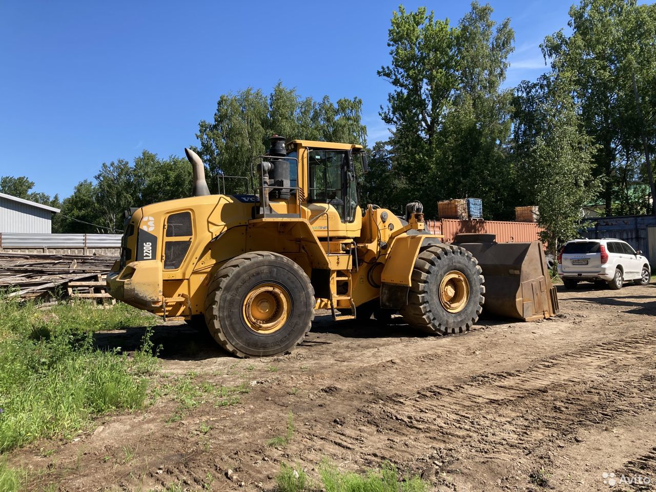 Фронтальный погрузчик Volvo L220G