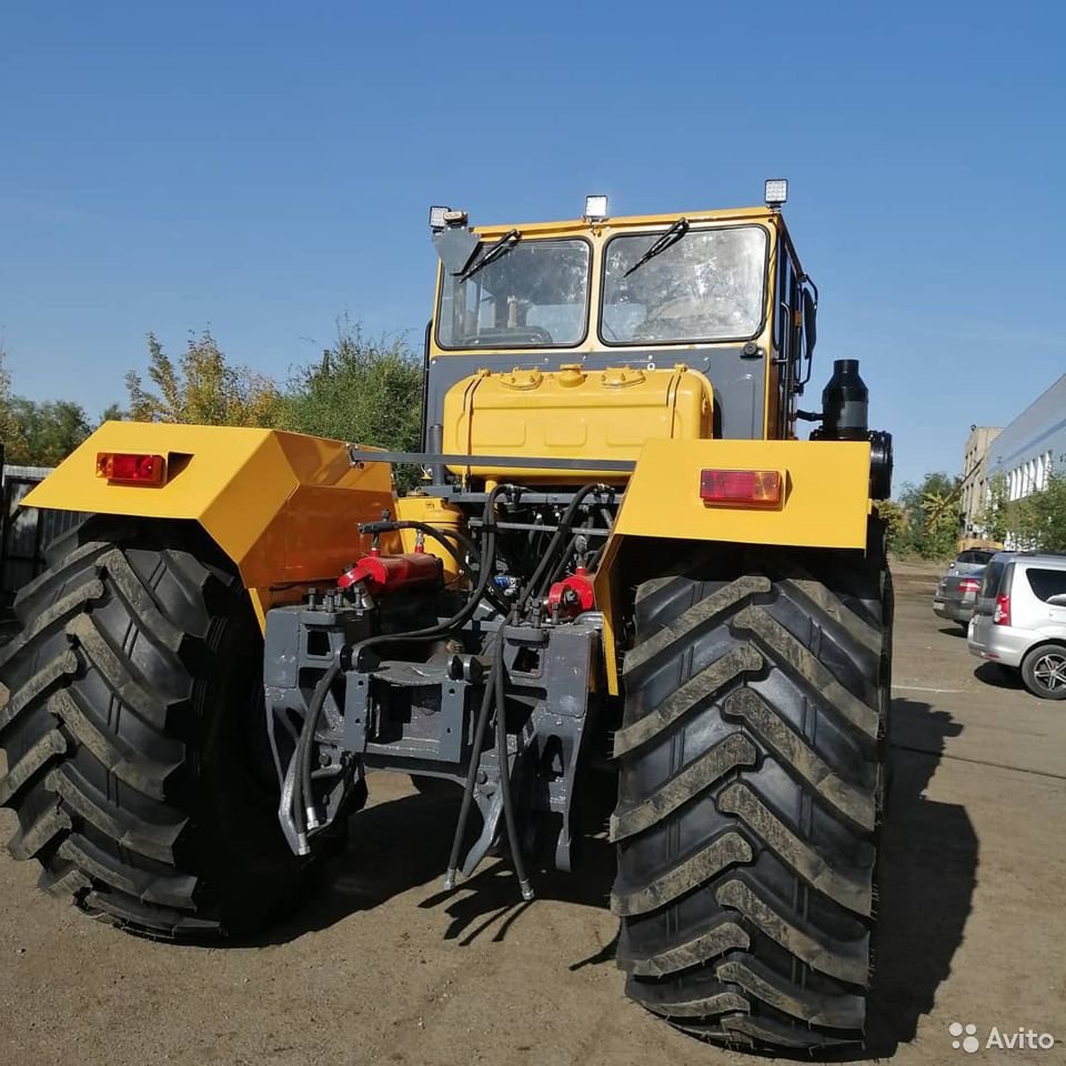 Трактор Кировец К-700