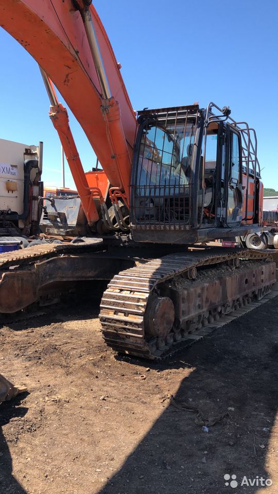 Гусеничный экскаватор Hitachi ZX 470 5G