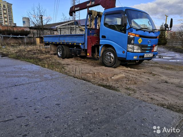 Бортовой грузовик с КМУ HINO