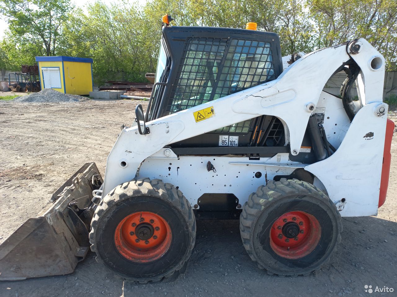 Мини-погрузчик Bobcat S250